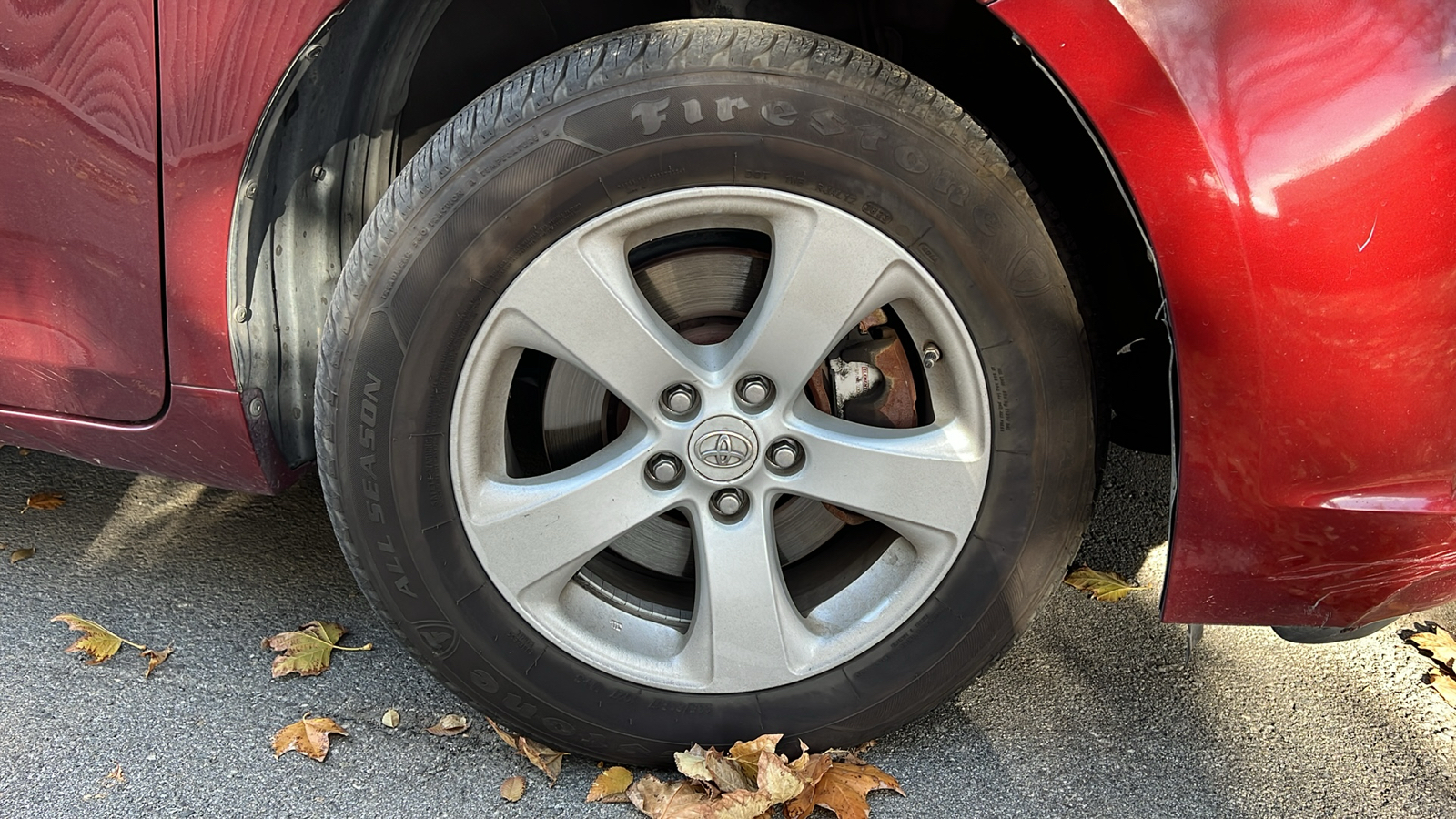 2012 Toyota Sienna LE 5