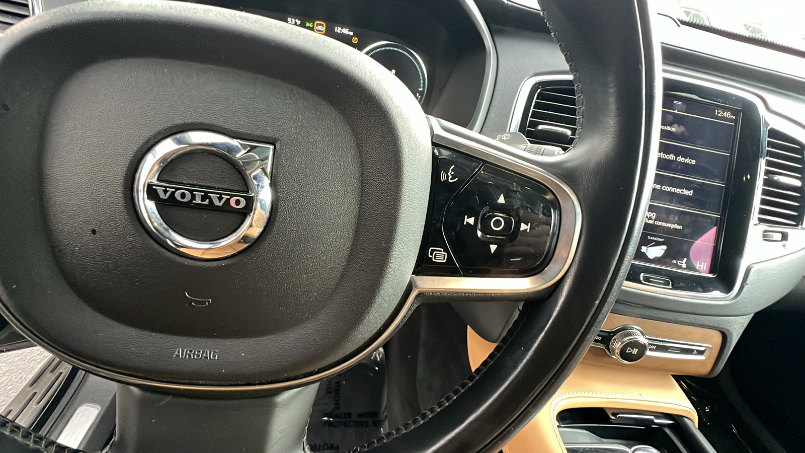 2016 Volvo XC90 Hybrid T8 Inscription 29