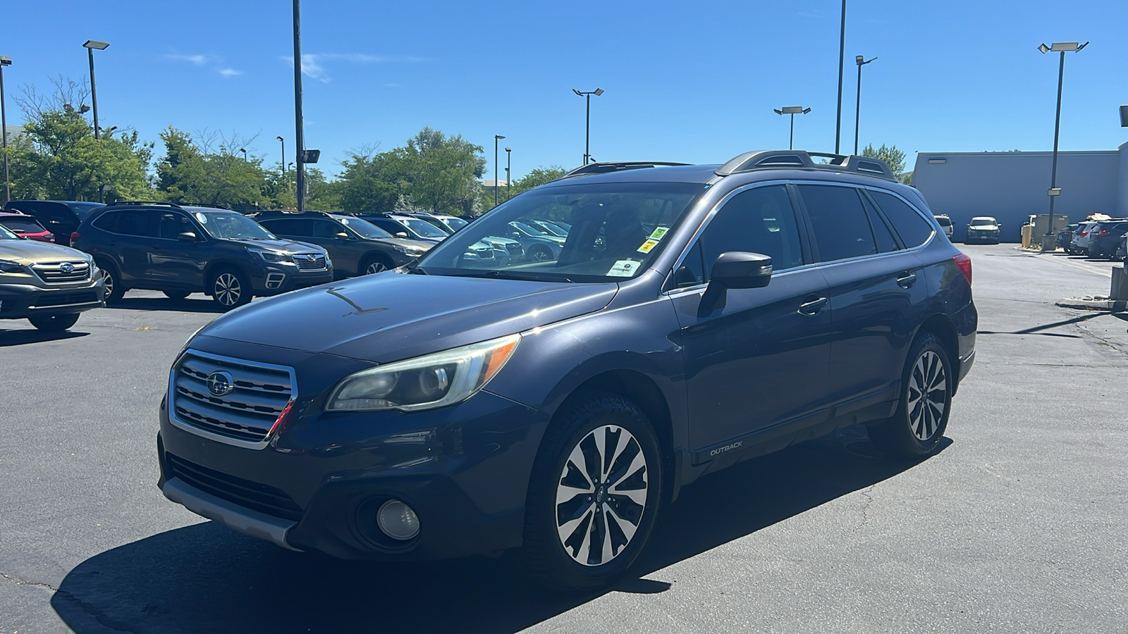 2016 Subaru Outback 3.6R Limited 1