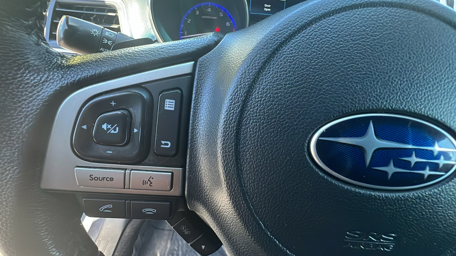 2016 Subaru Outback 3.6R Limited 28