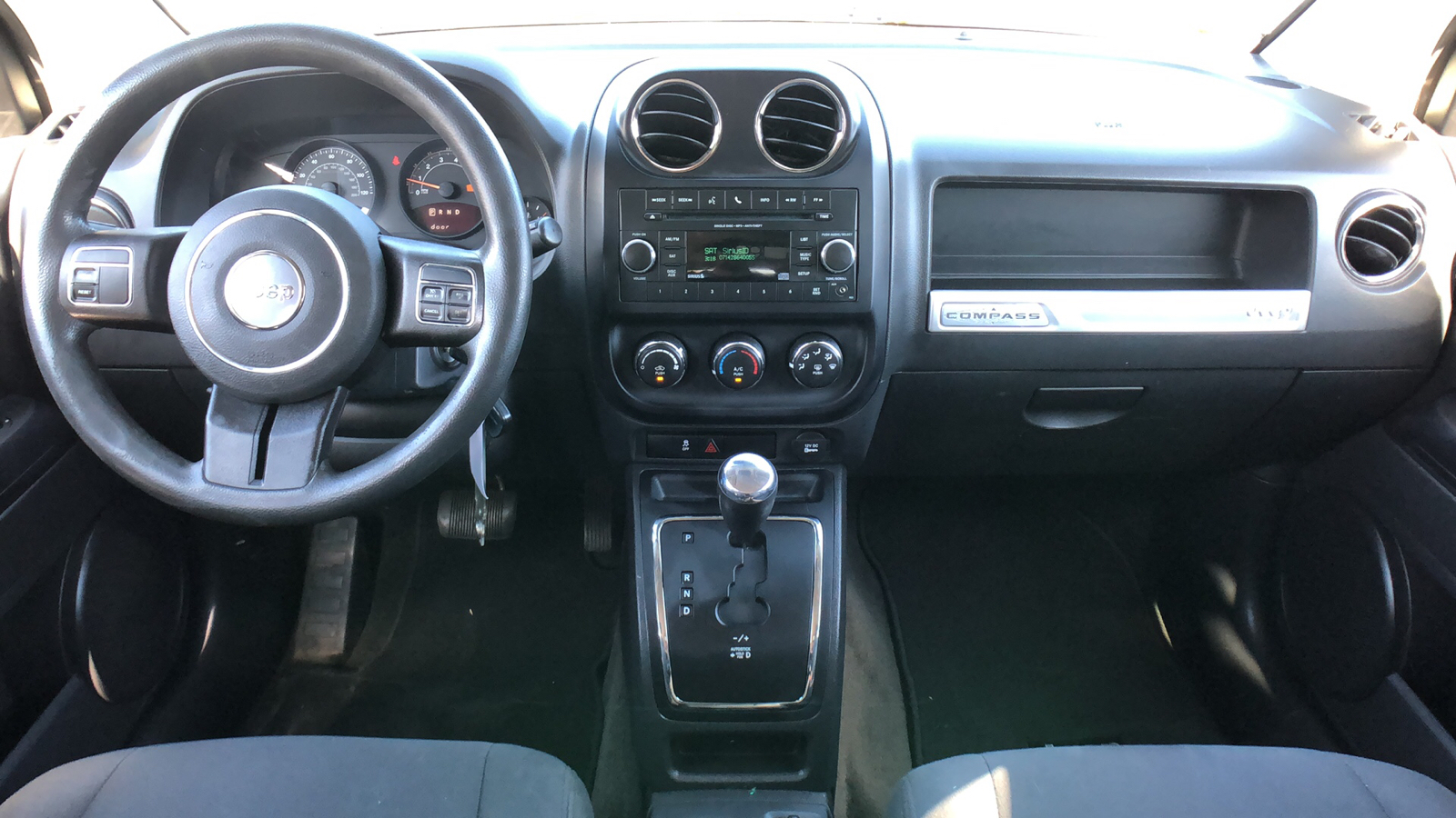2016 Jeep Compass  10