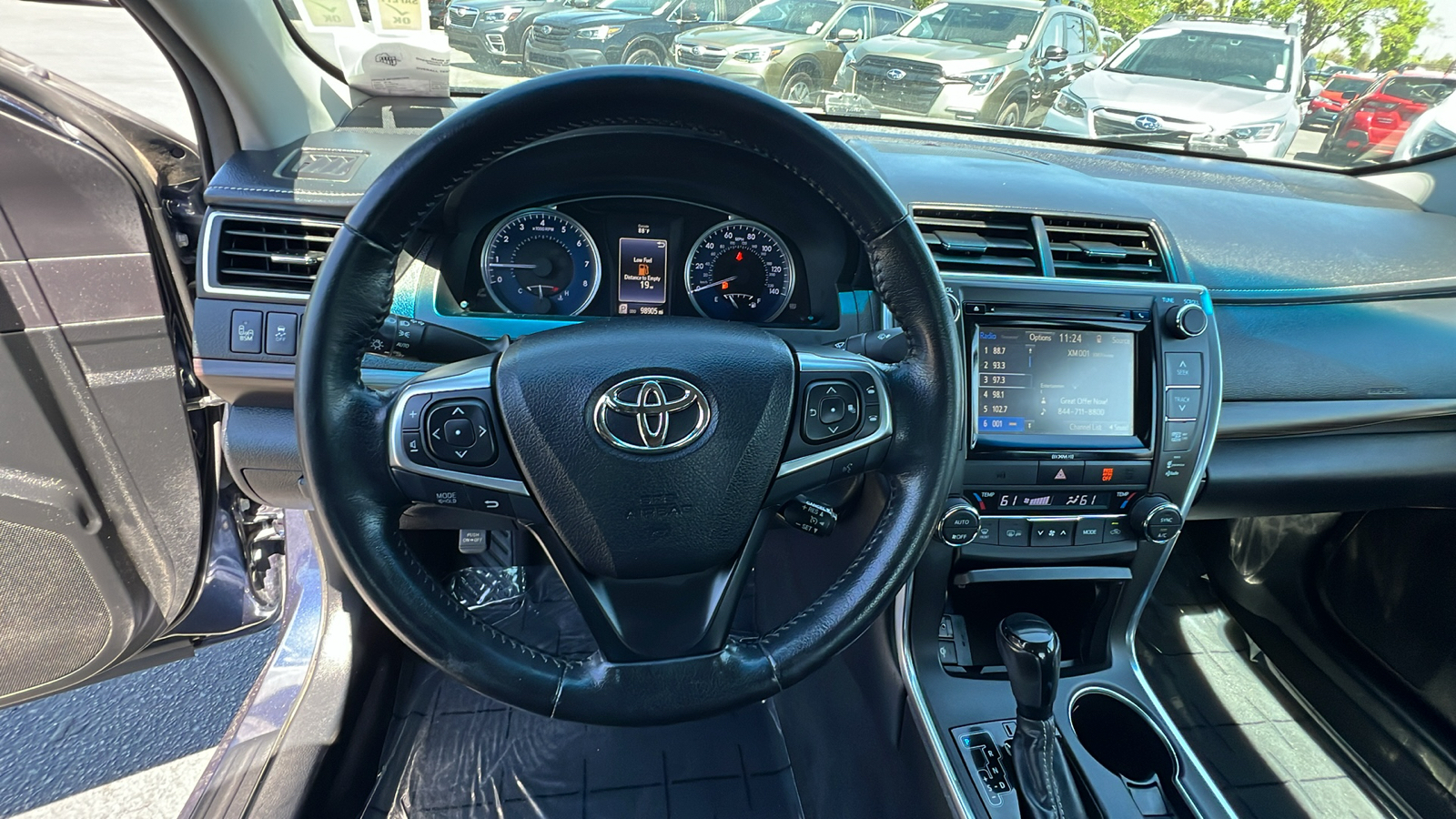 2016 Toyota Camry XLE 15