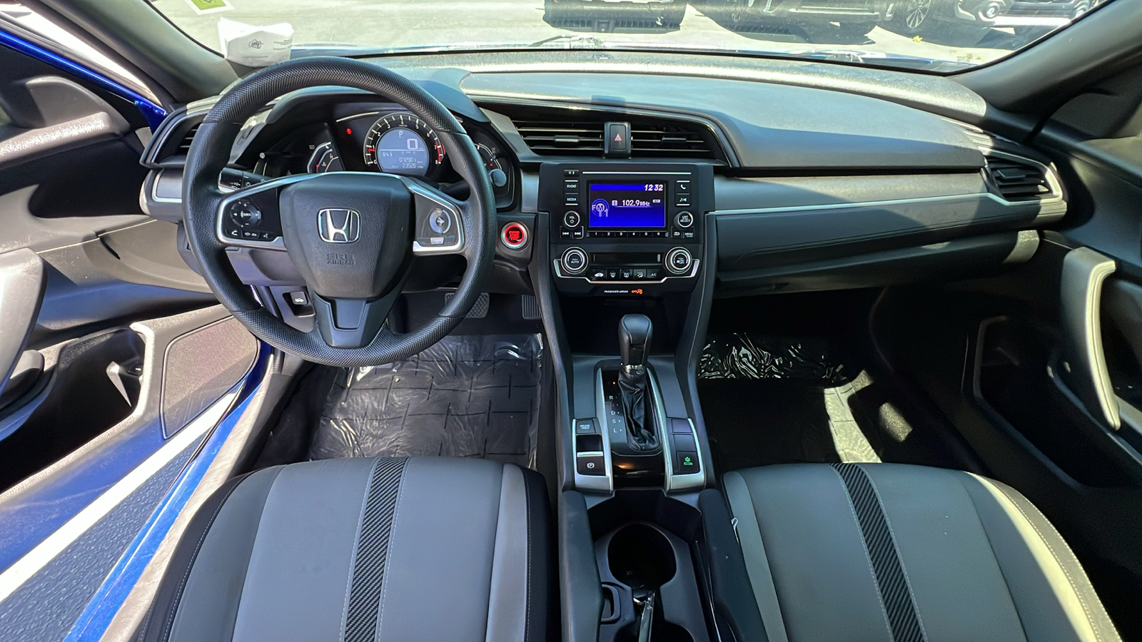 2017 Honda Civic LX-P 10