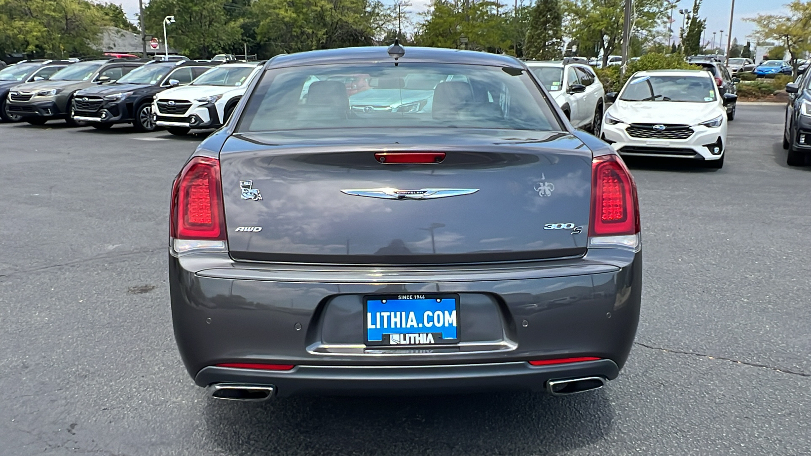 2017 Chrysler 300 300S 5