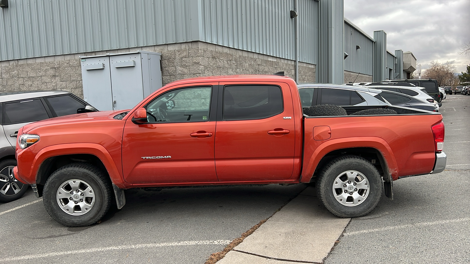 2017 Toyota Tacoma SR5 Double Cab 5 Bed V6 4x4 AT 9