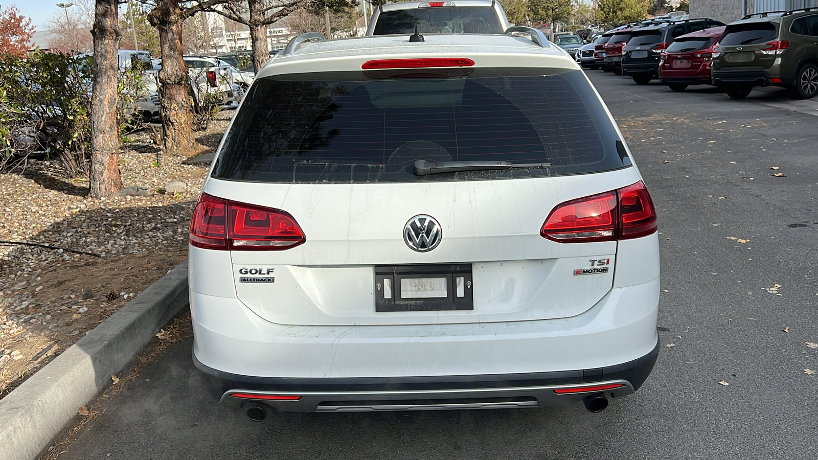 2017 Volkswagen Golf Alltrack SE 16