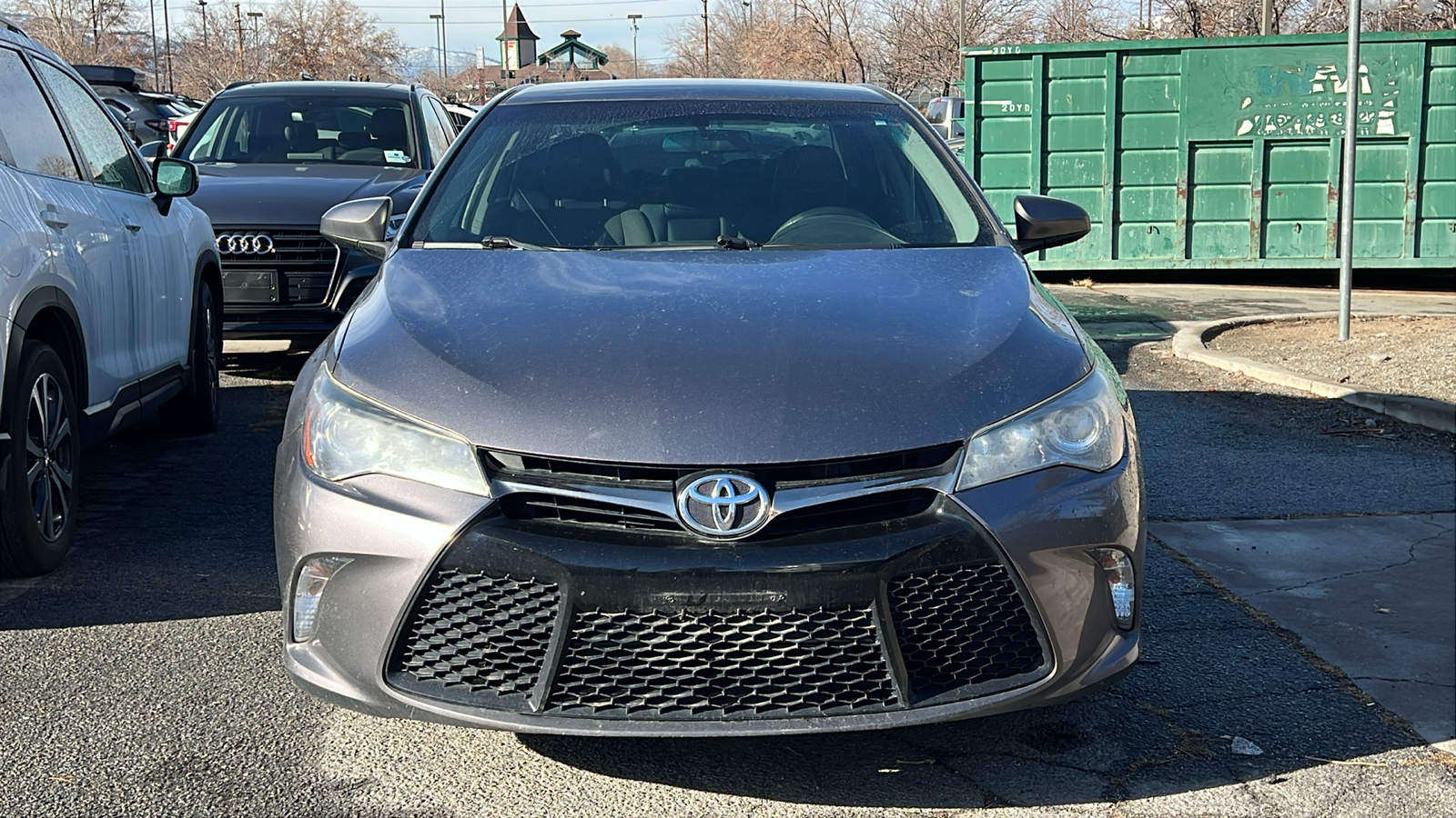 2017 Toyota Camry SE 2