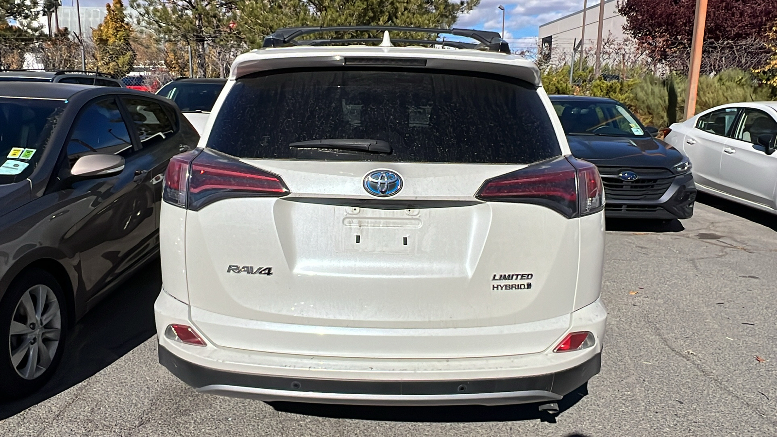 2018 Toyota RAV4 Hybrid Limited 10