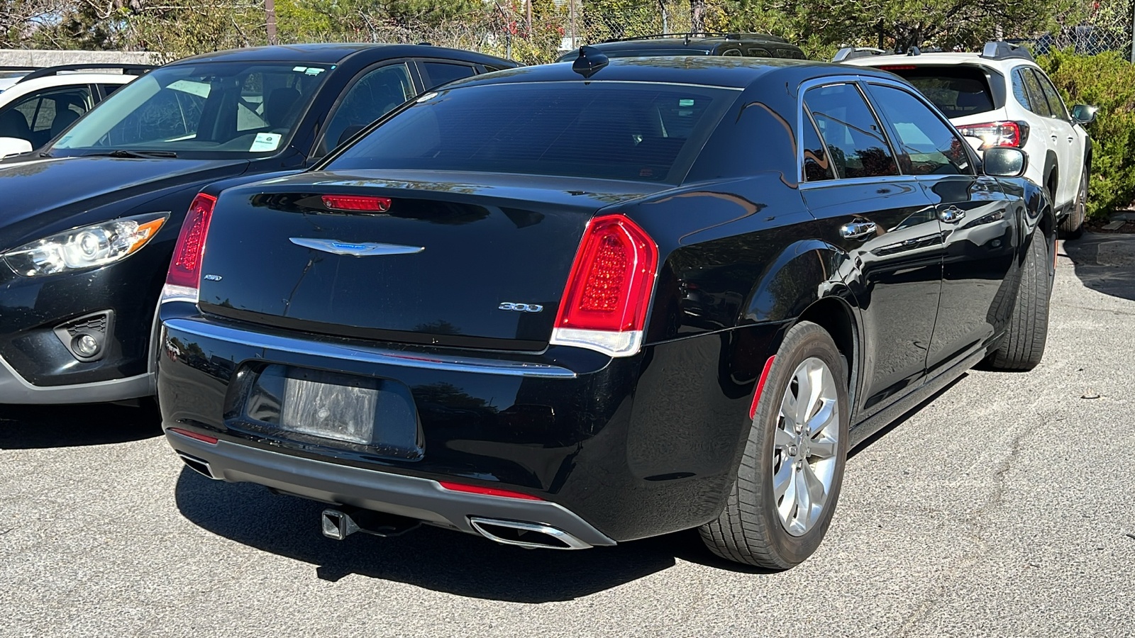 2018 Chrysler 300 Limited 10