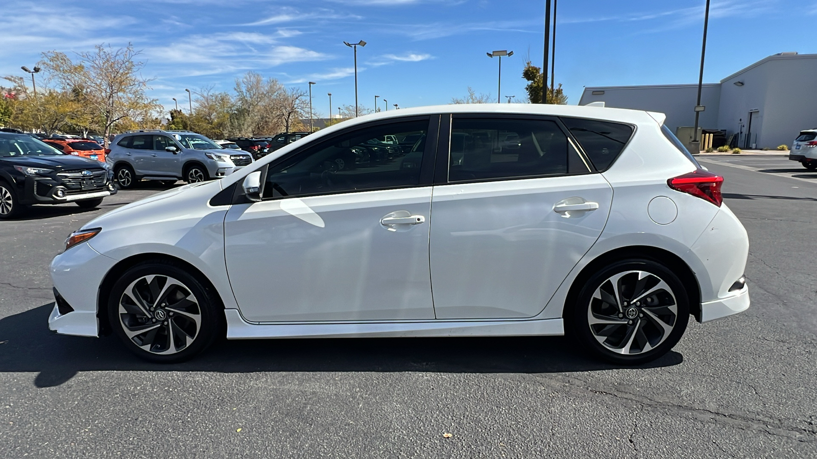 2018 Toyota Corolla iM  3