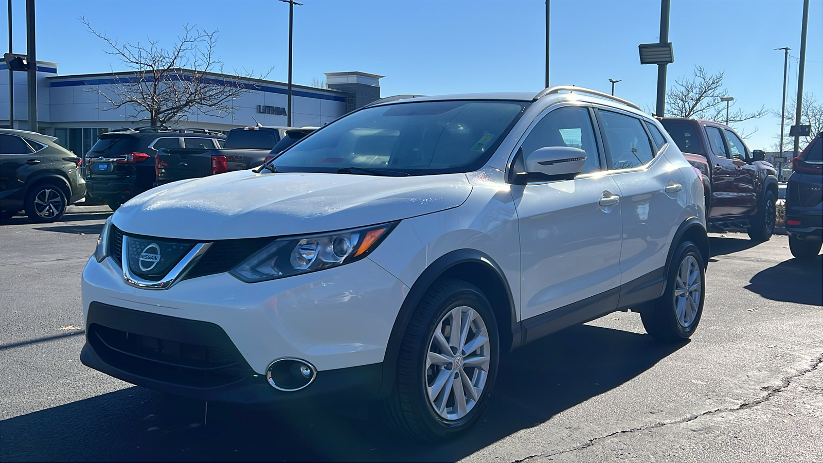 2018 Nissan Rogue Sport SV 1