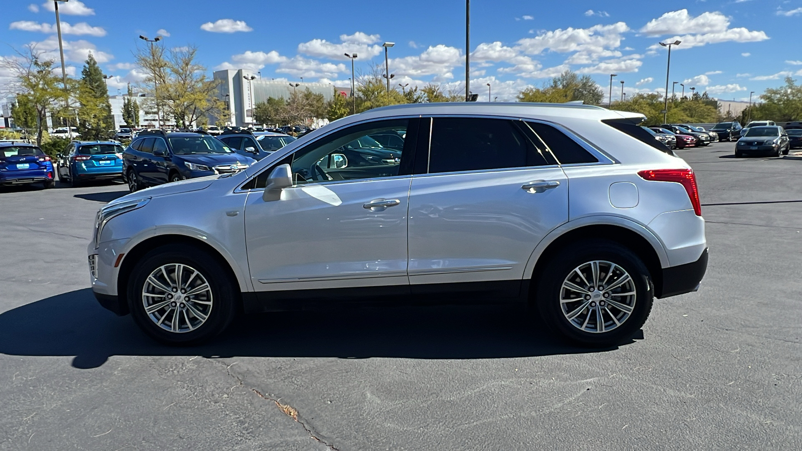 2018 Cadillac XT5 Luxury AWD 3