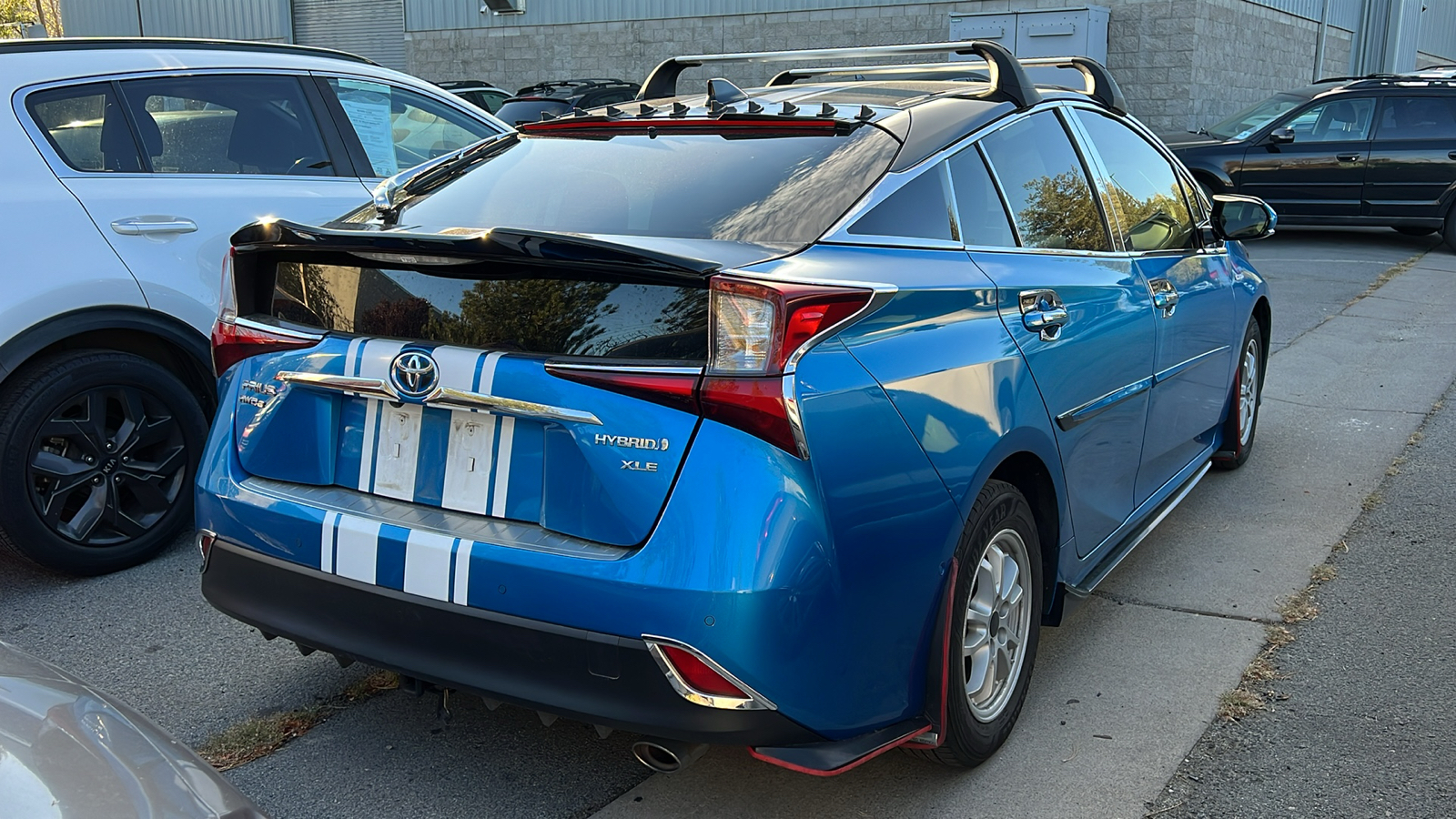 2019 Toyota Prius XLE 17