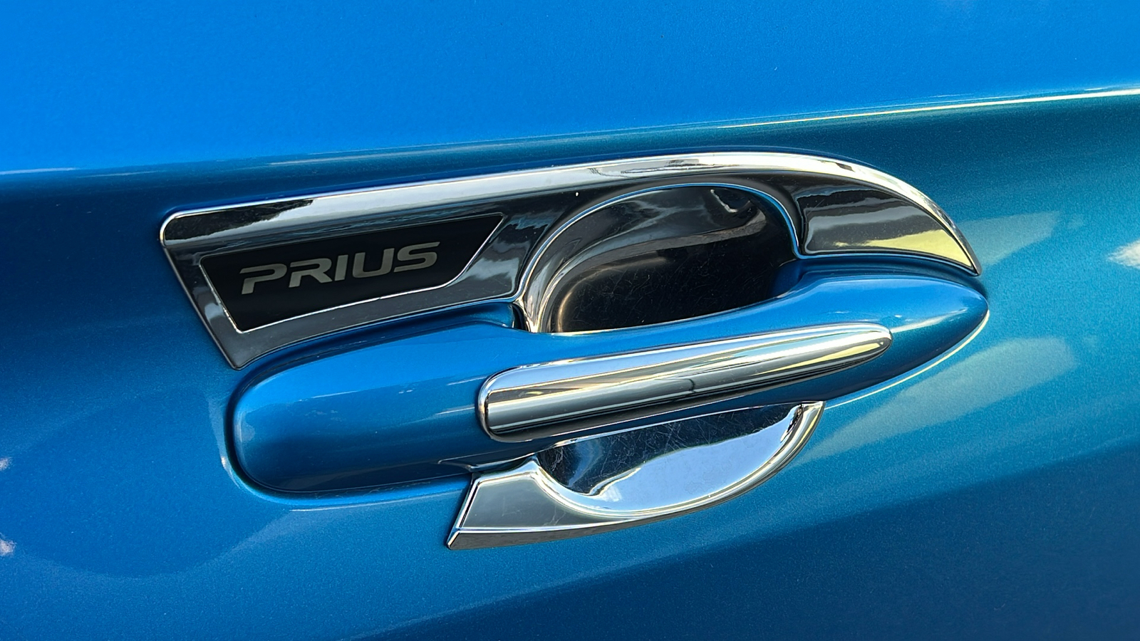 2019 Toyota Prius XLE 19