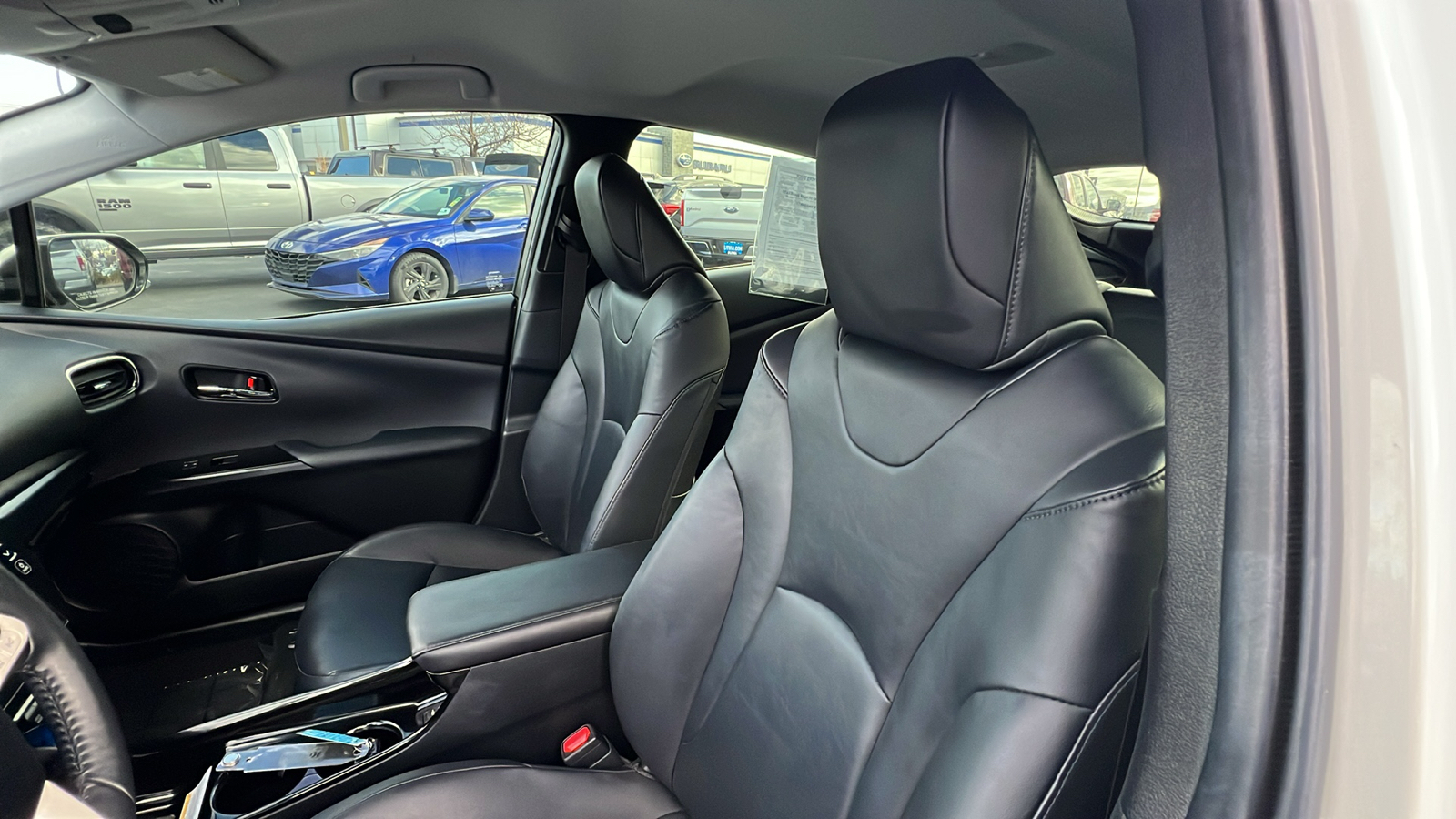 2019 Toyota Prius Prime Premium 26