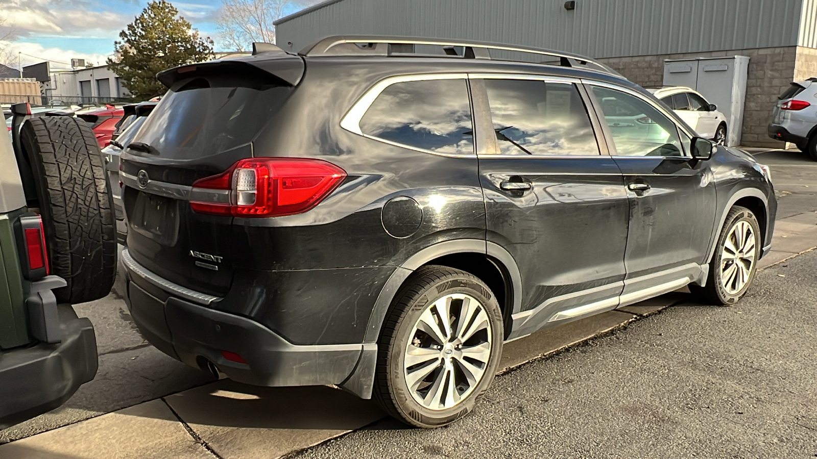 2019 Subaru Ascent Limited 10