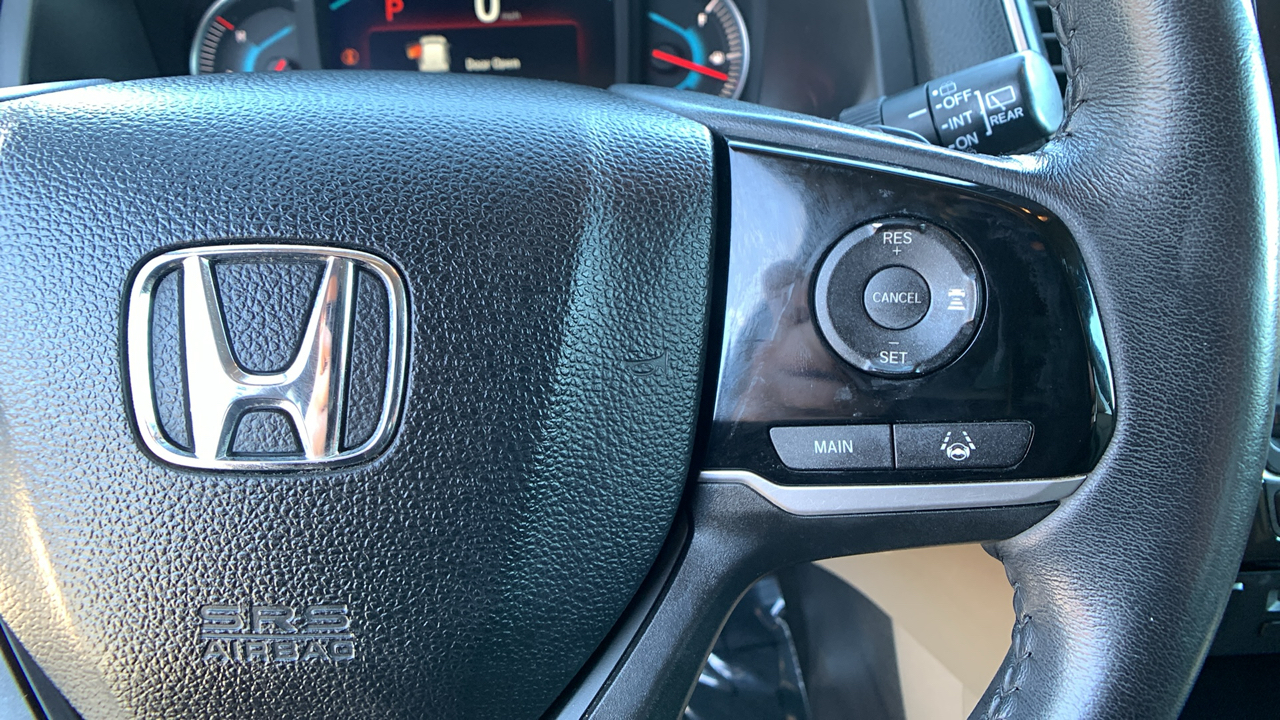 2019 Honda Pilot Touring 7-Passenger 30