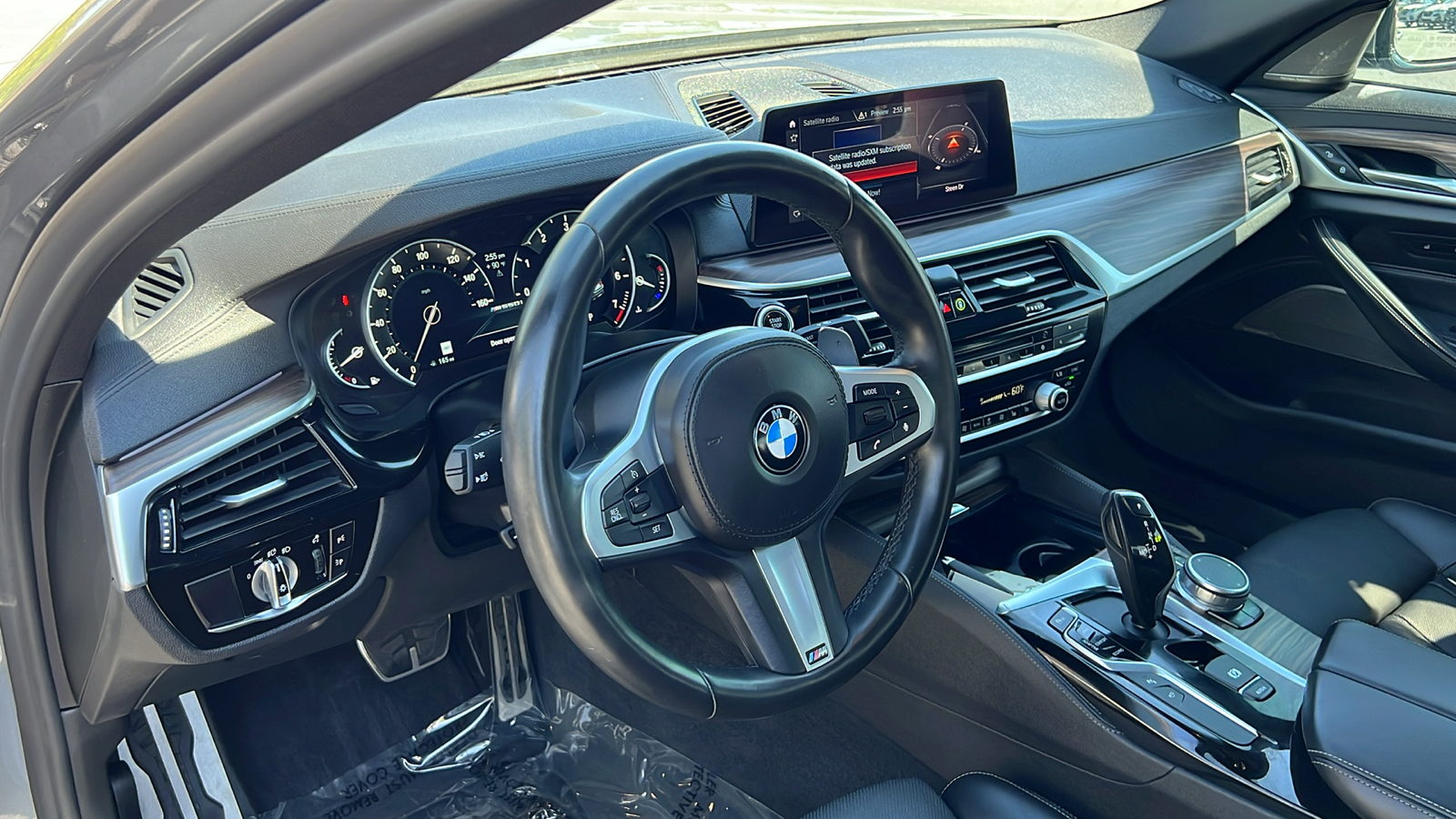 2019 BMW 5 Series M550i xDrive 2