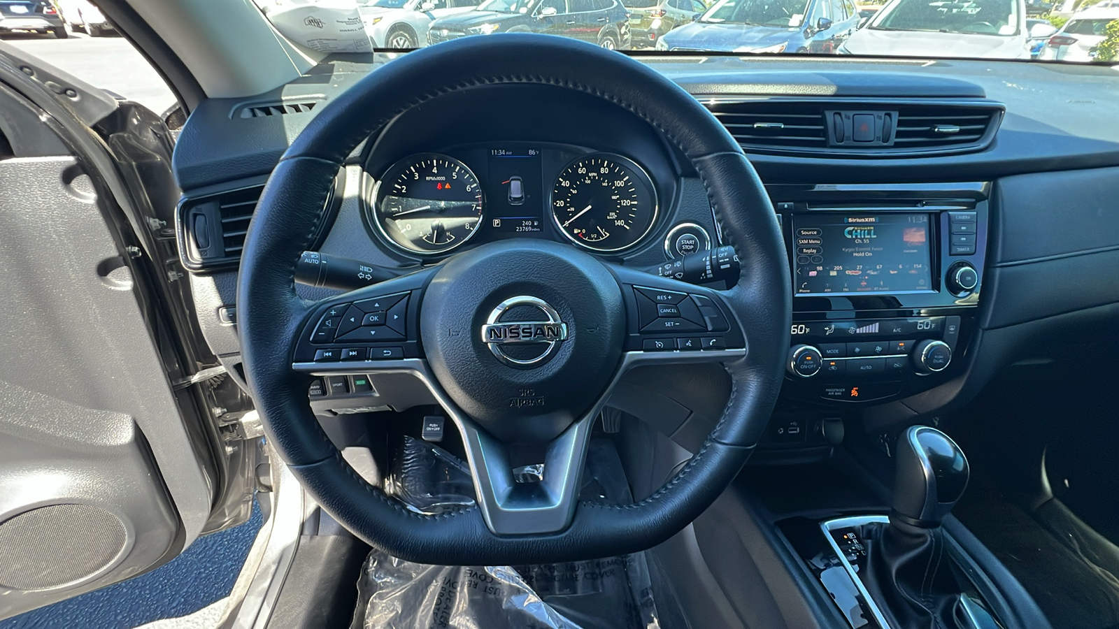 2020 Nissan Rogue SV 15