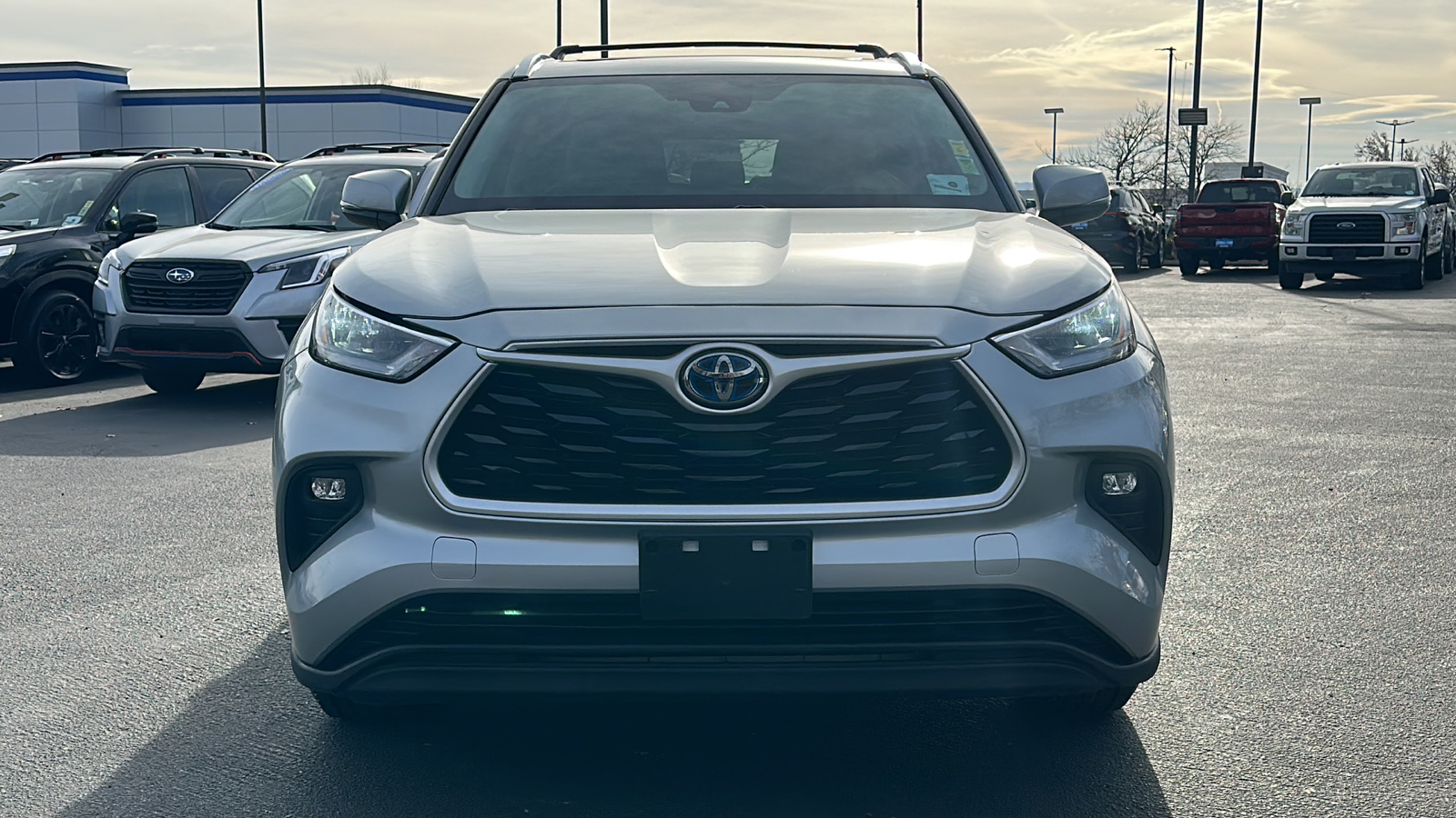 2020 Toyota Highlander Hybrid XLE 6