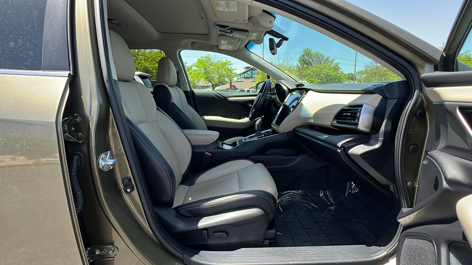 2021 Subaru Outback Limited 14