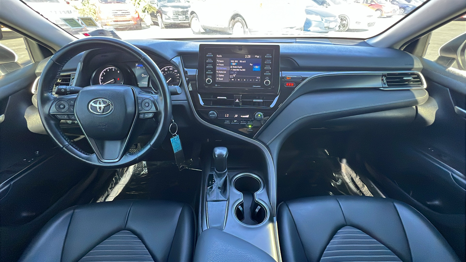 2021 Toyota Camry SE 10