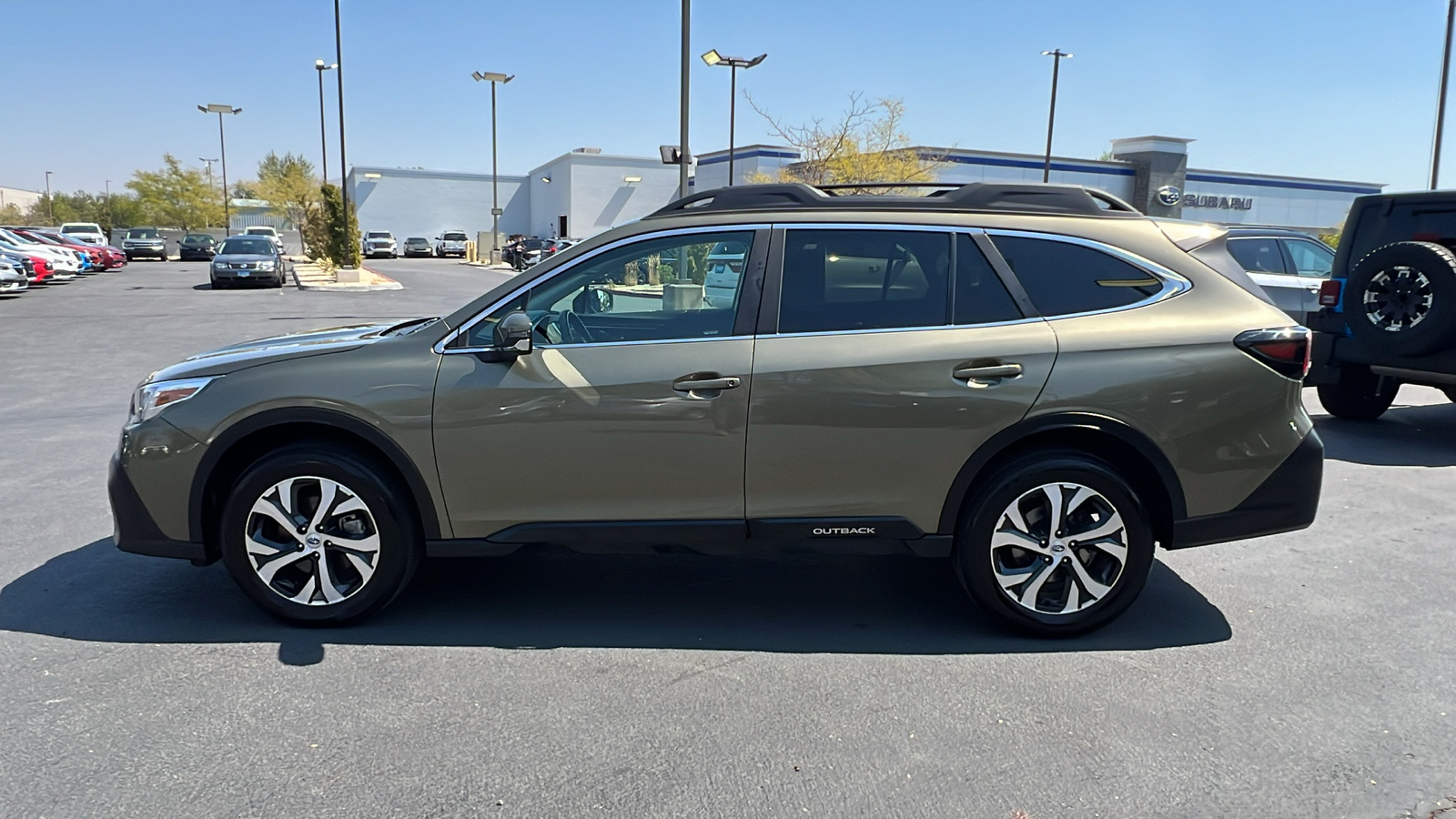 2022 Subaru Outback Limited XT 3