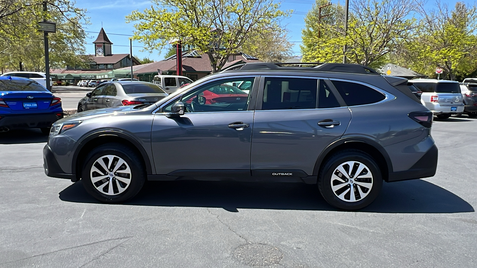 2022 Subaru Outback Premium 3