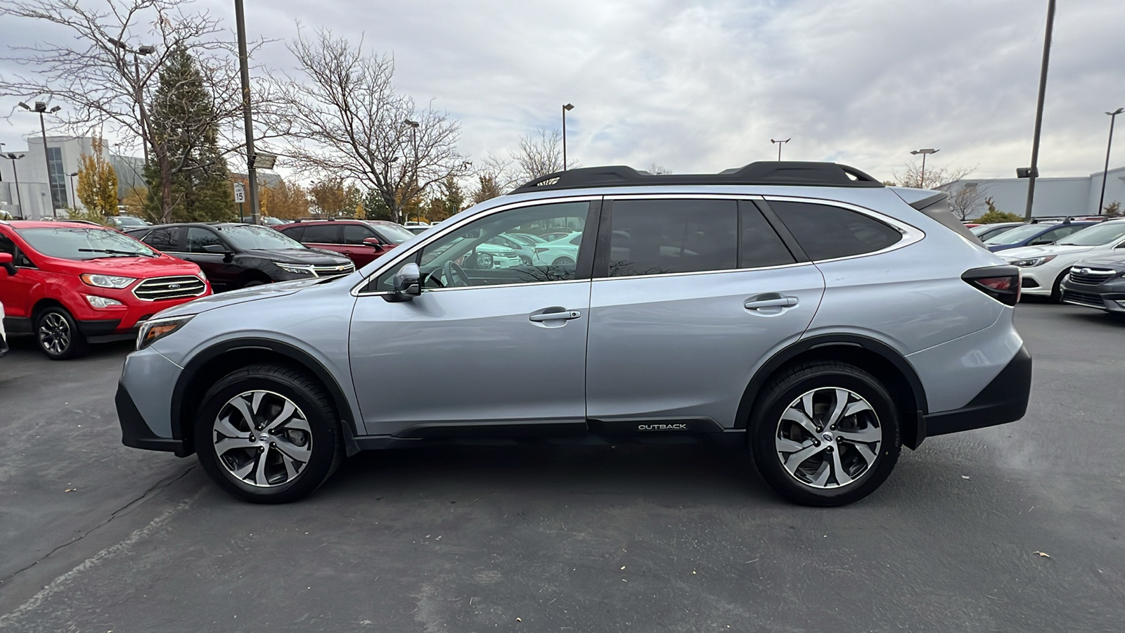 2022 Subaru Outback Limited 3