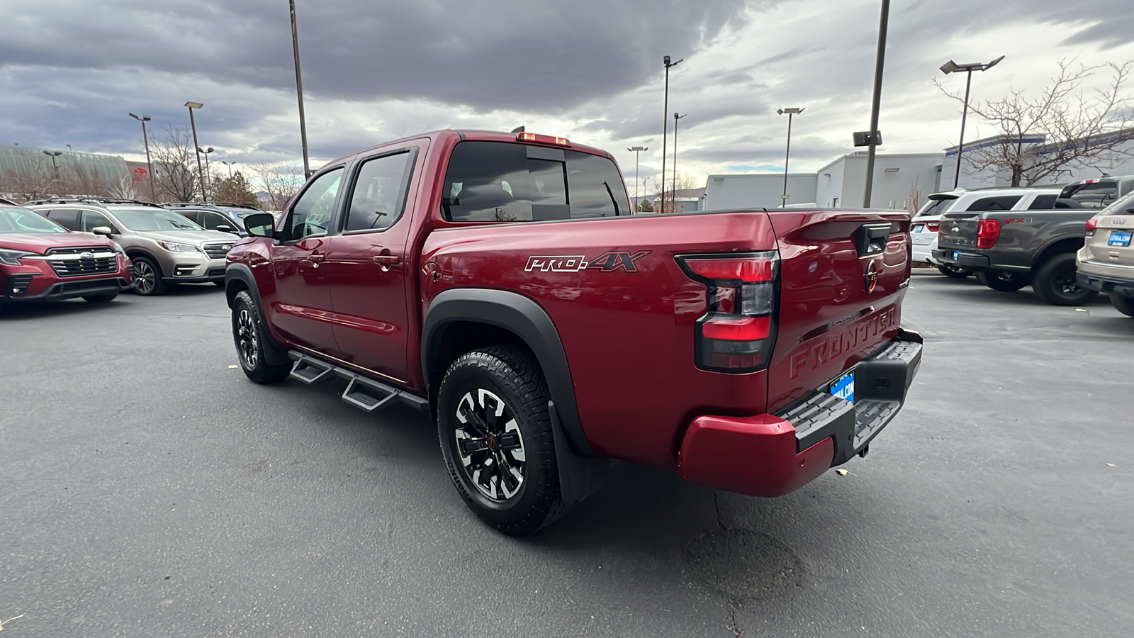 2024 Nissan Frontier PRO-4X Crew Cab 4x4 4