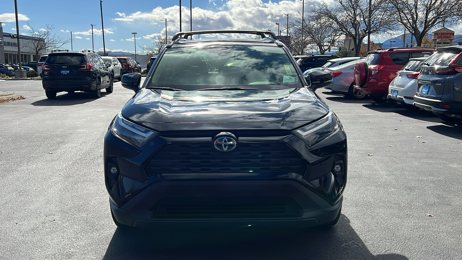 2022 Toyota RAV4 Hybrid XLE Premium 6