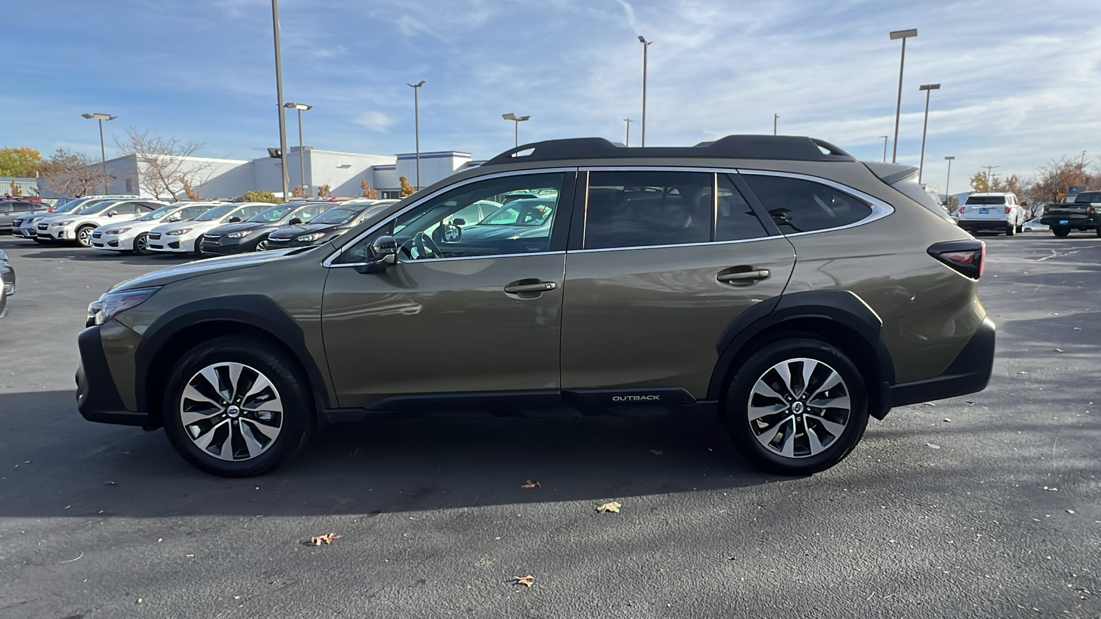 2023 Subaru Outback Limited 3