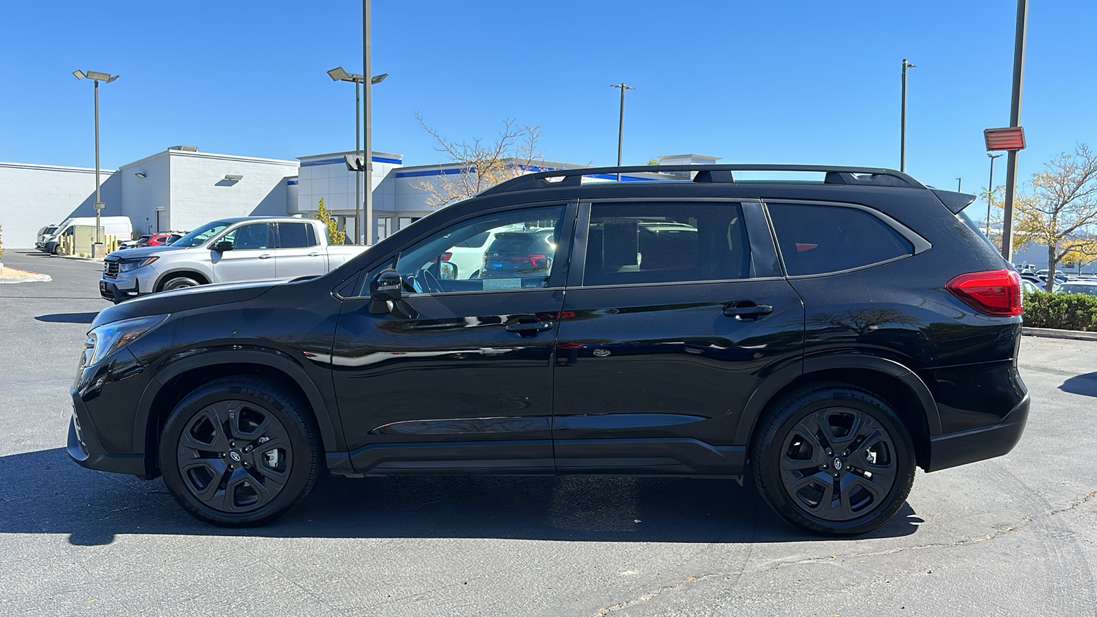 2023 Subaru Ascent Onyx Edition 3