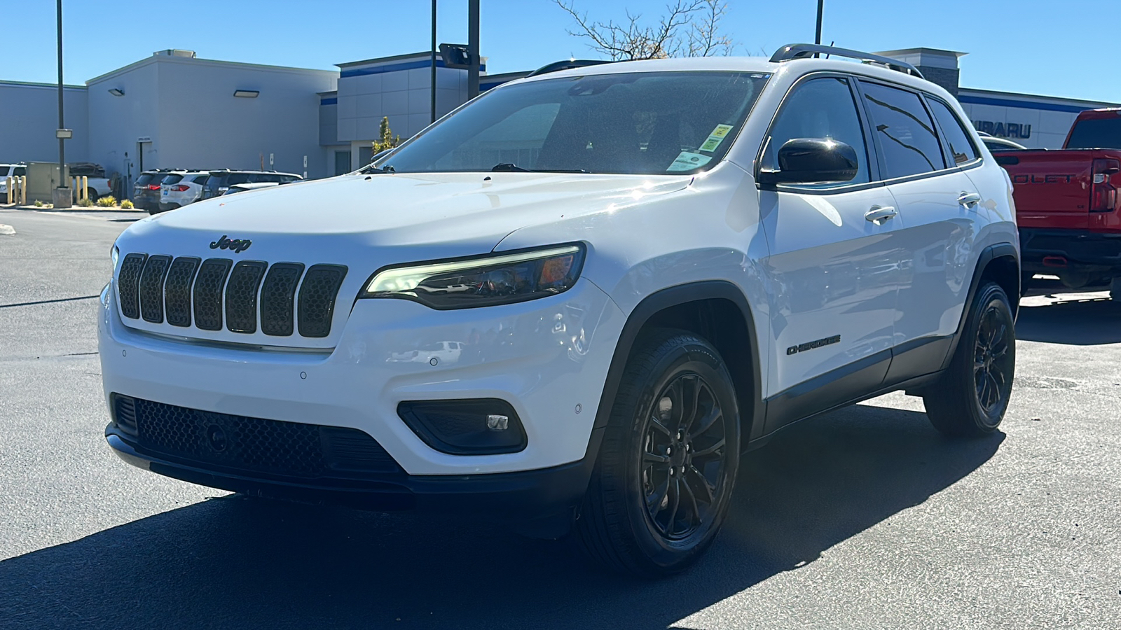 2023 Jeep Cherokee Altitude Lux 1