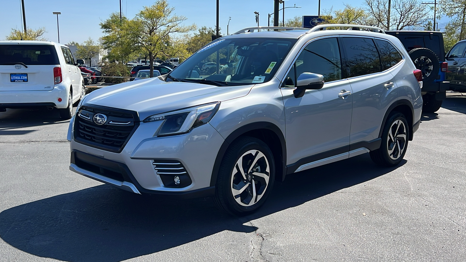 2023 Subaru Forester Touring 1