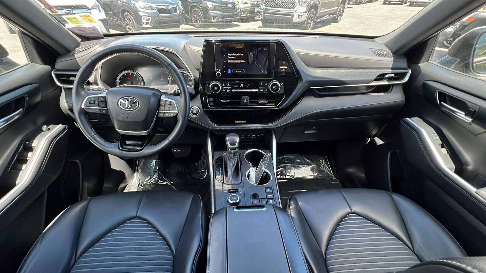 2023 Toyota Highlander XSE 10