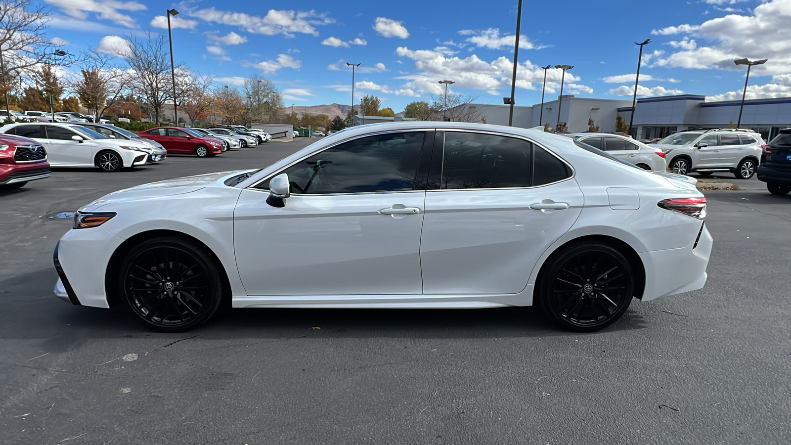 2023 Toyota Camry XSE 3