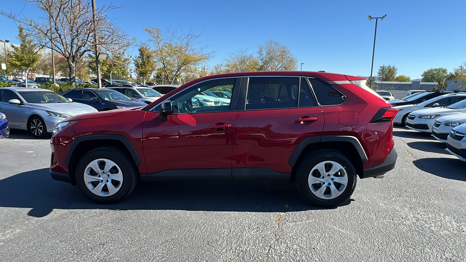 2023 Toyota RAV4 LE 3