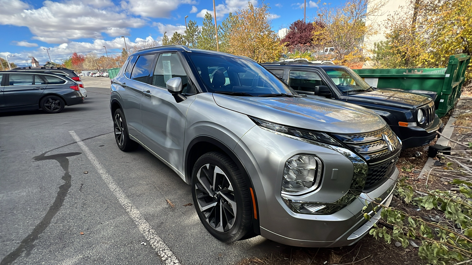 2023 Mitsubishi Outlander SEL 17