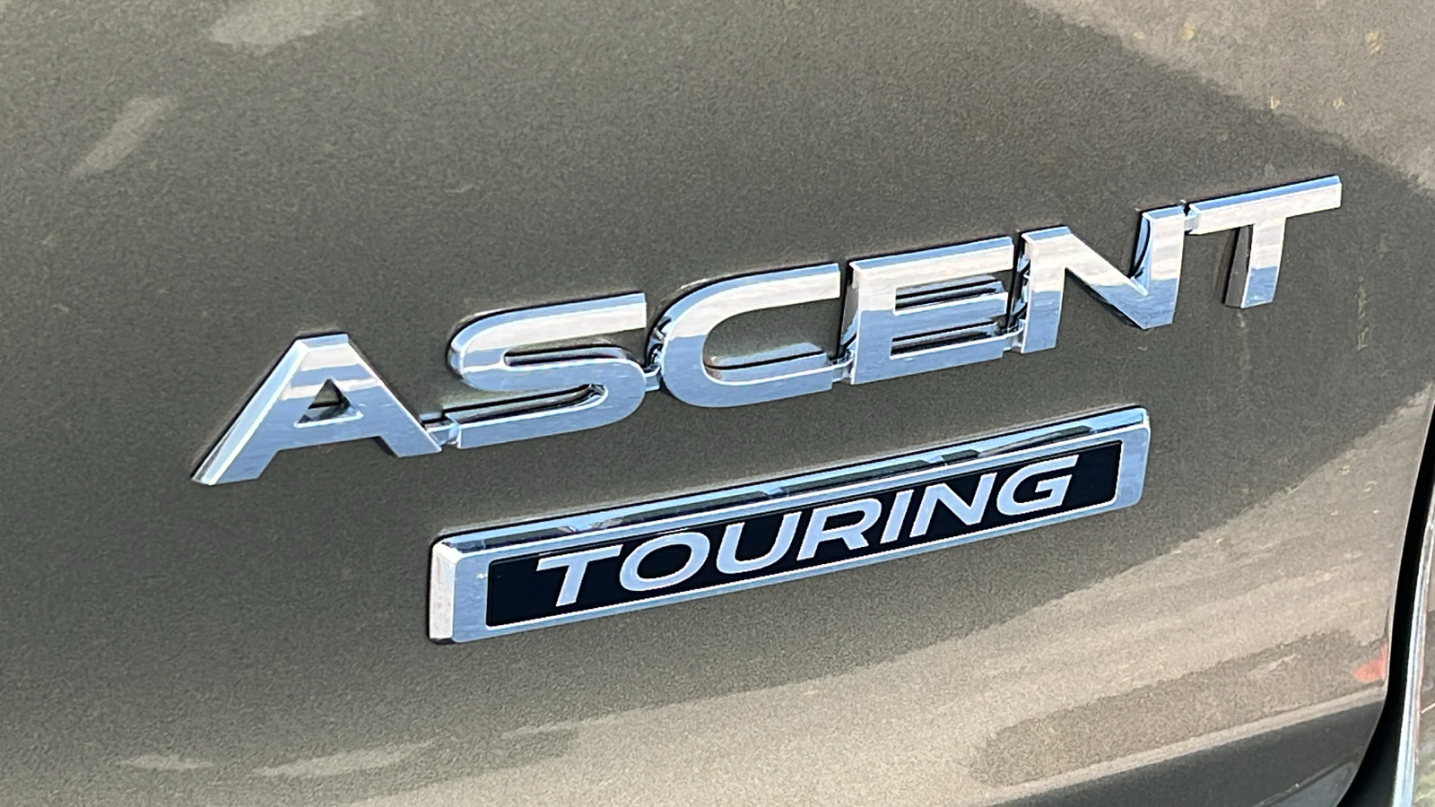 2024 Subaru Ascent Touring 7