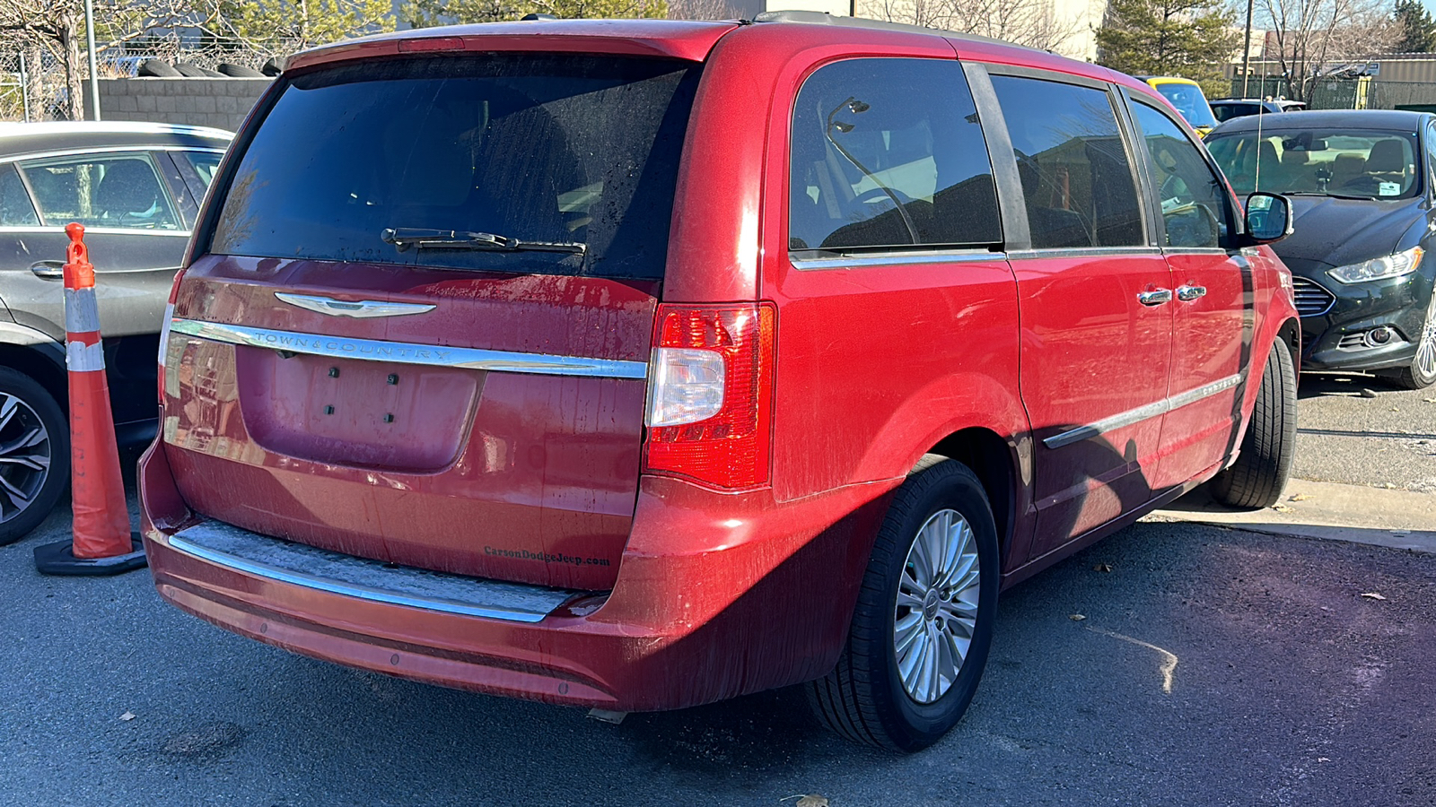 2013 Chrysler Town and Country  11