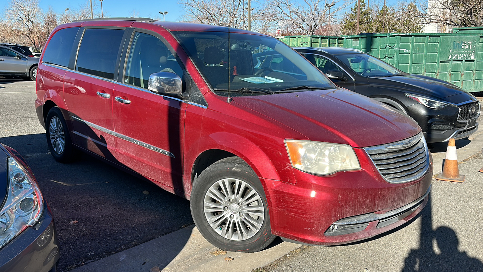 2013 Chrysler Town and Country  16