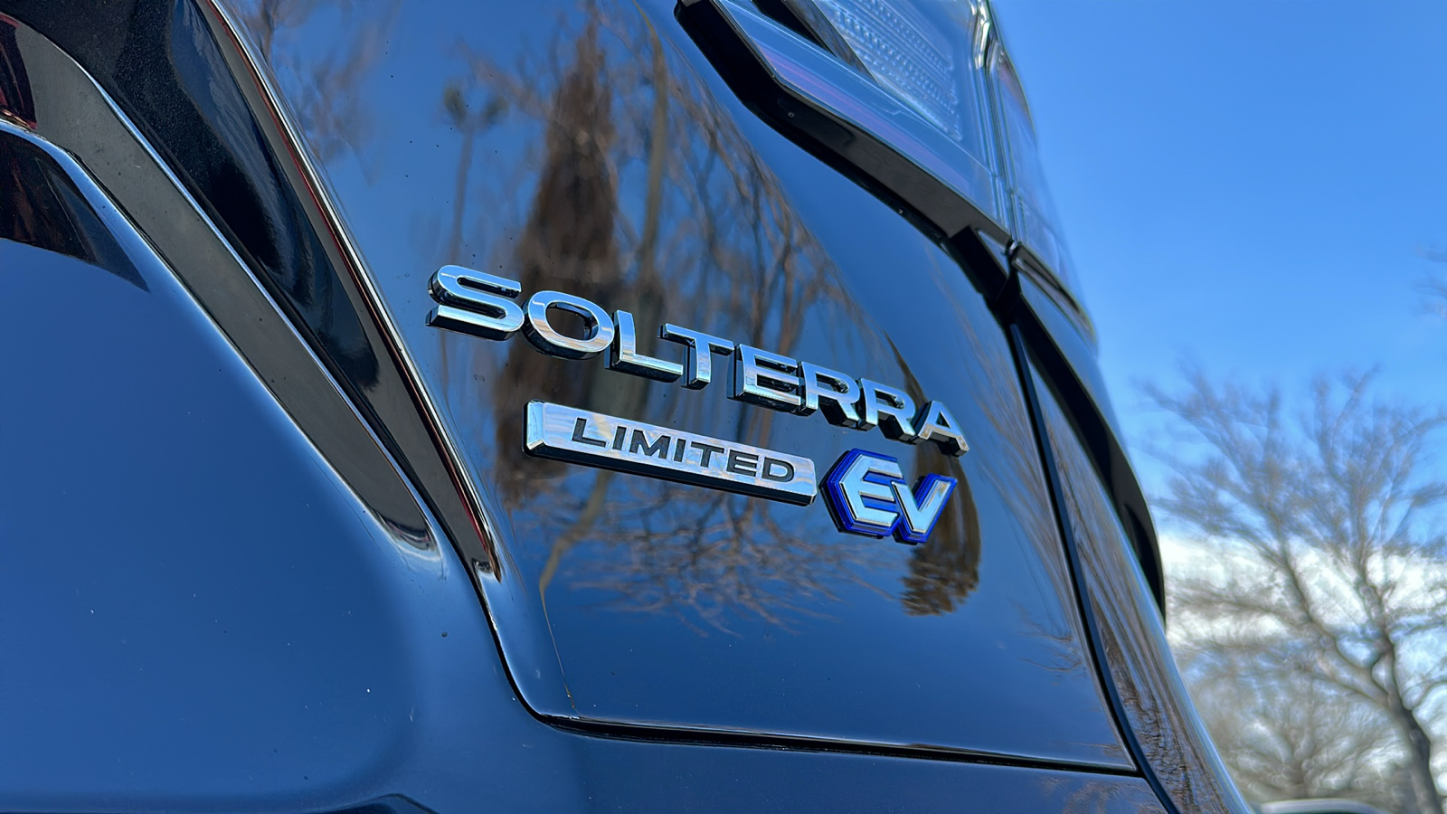 2024 Subaru Solterra Limited 7