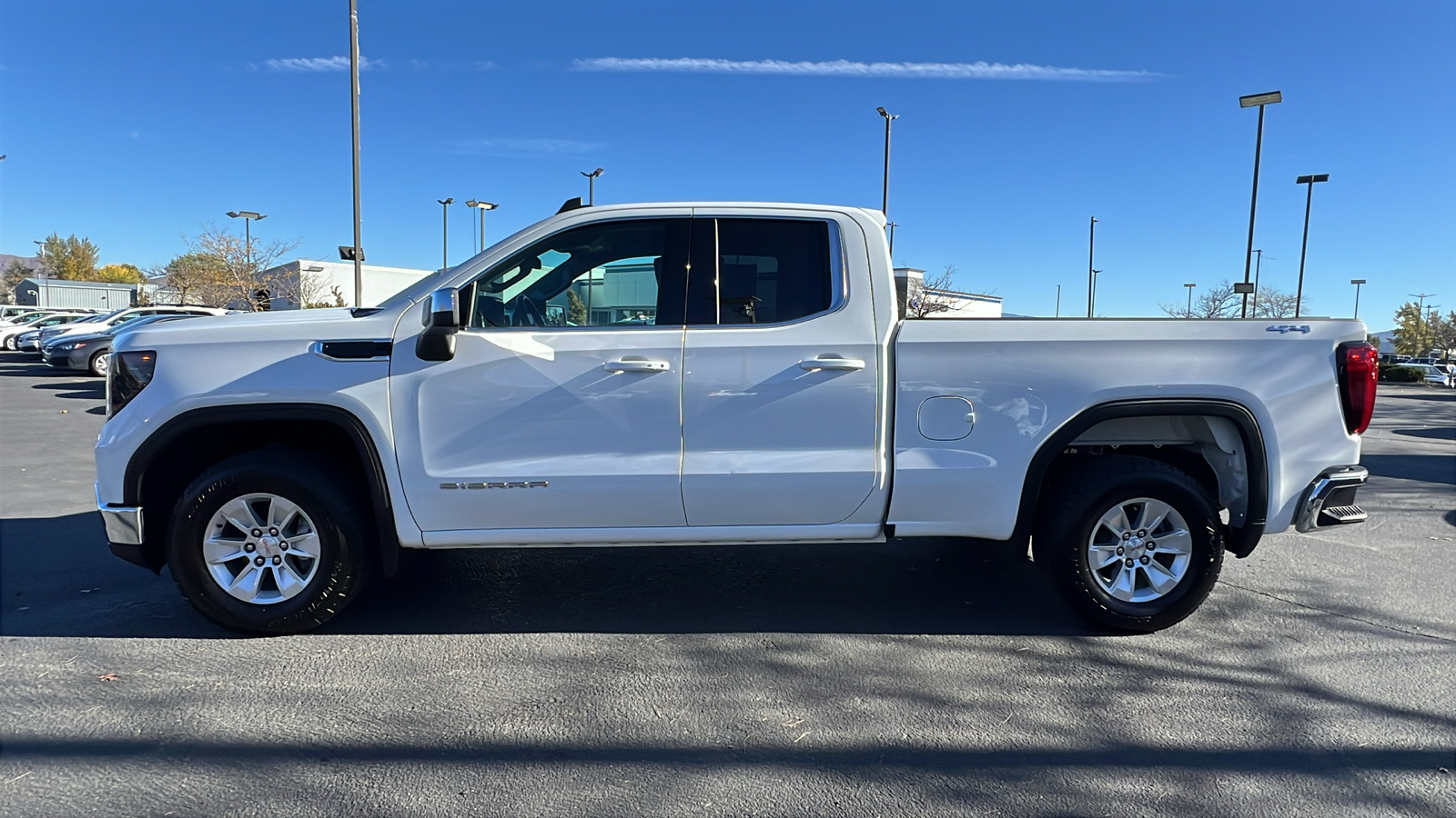 2024 GMC Sierra 1500 SLE 4WD Double Cab 147 3