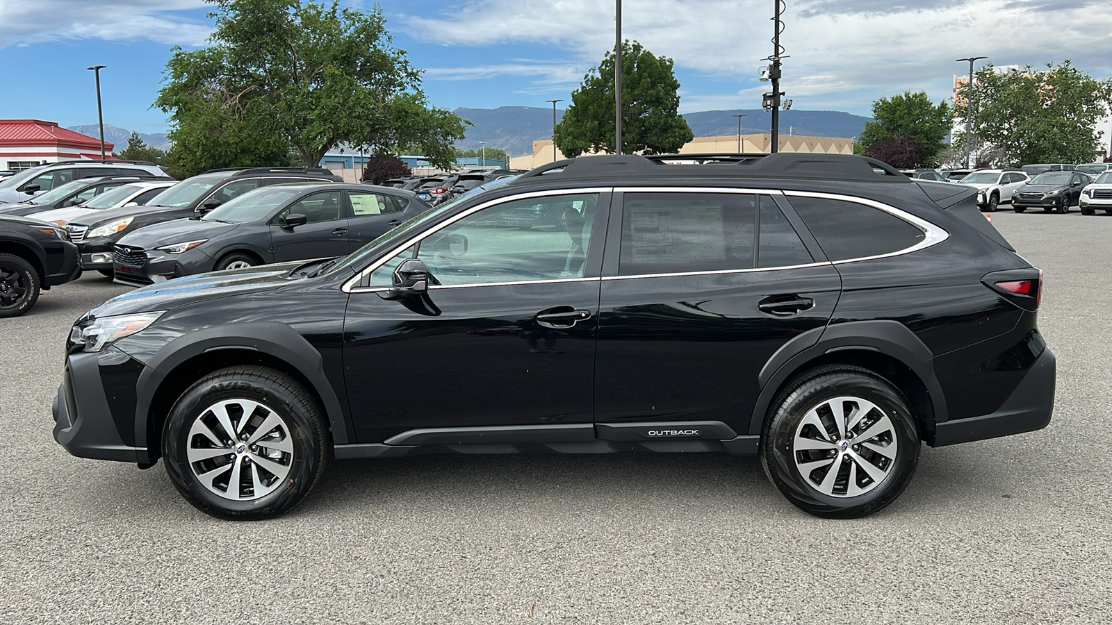 2025 Subaru Outback Premium 3