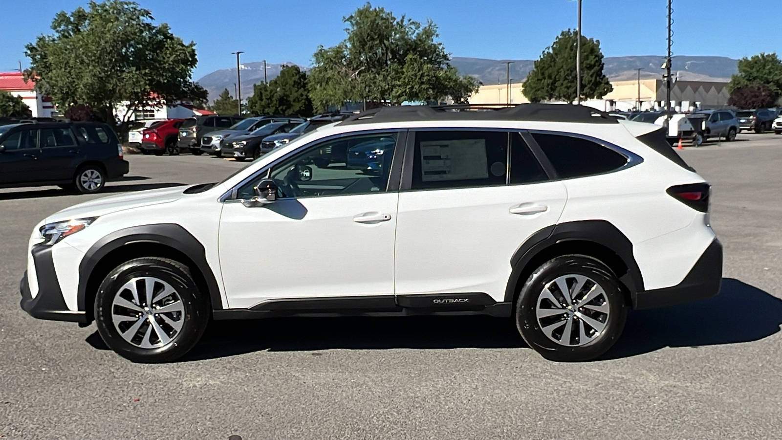 2025 Subaru Outback Premium 3