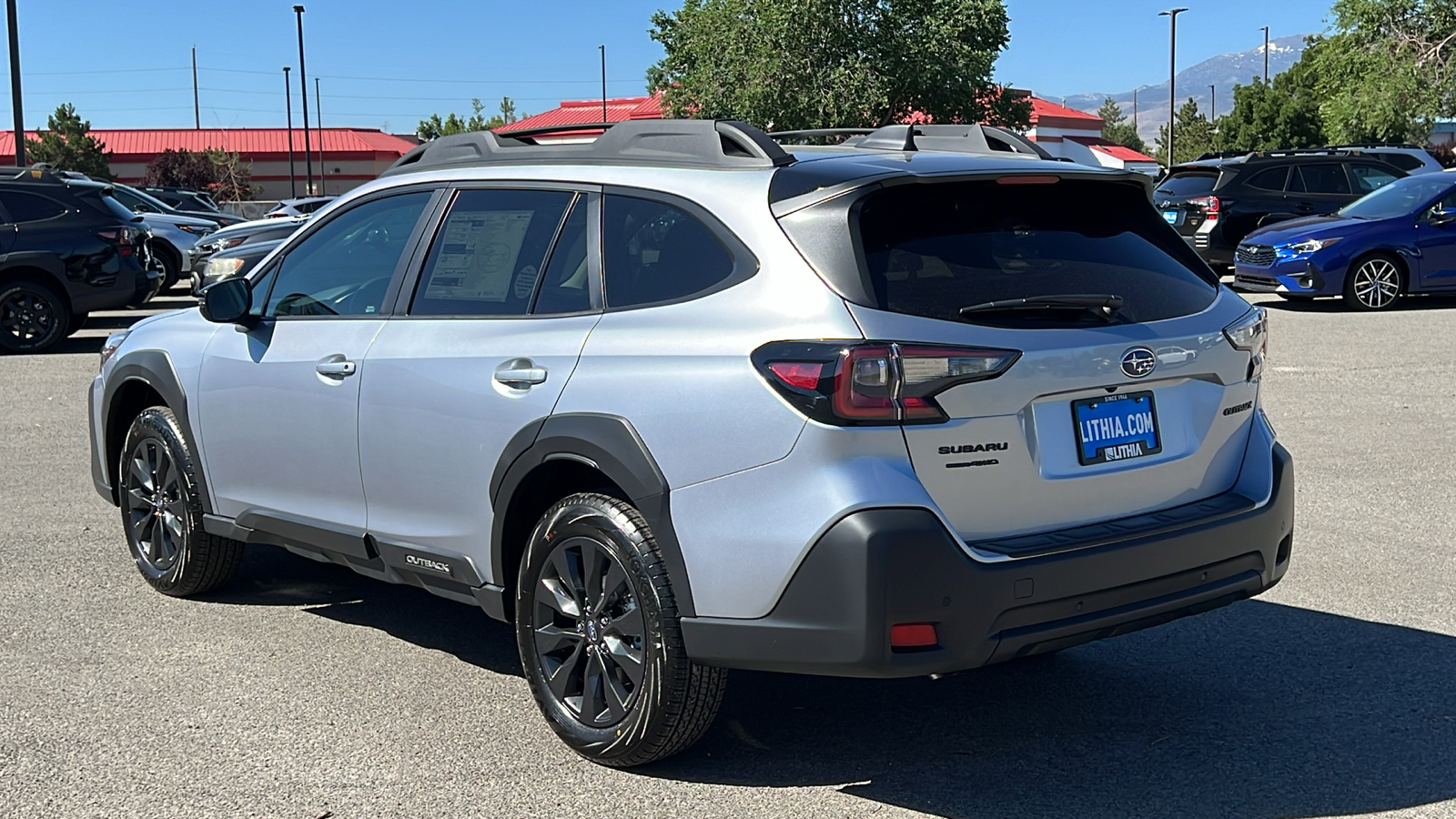 2025 Subaru Outback Onyx Edition 4