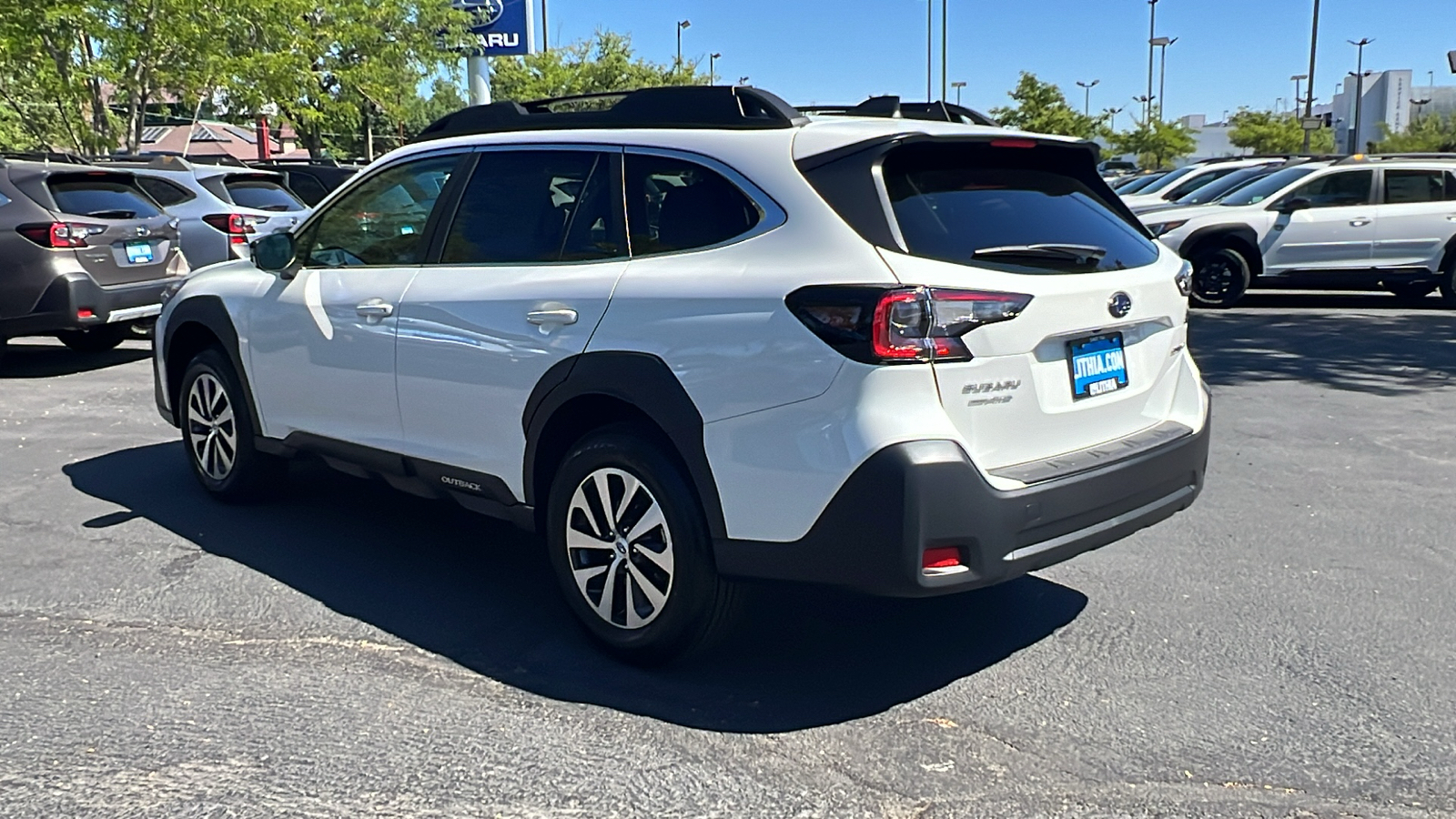 2025 Subaru Outback Premium 4