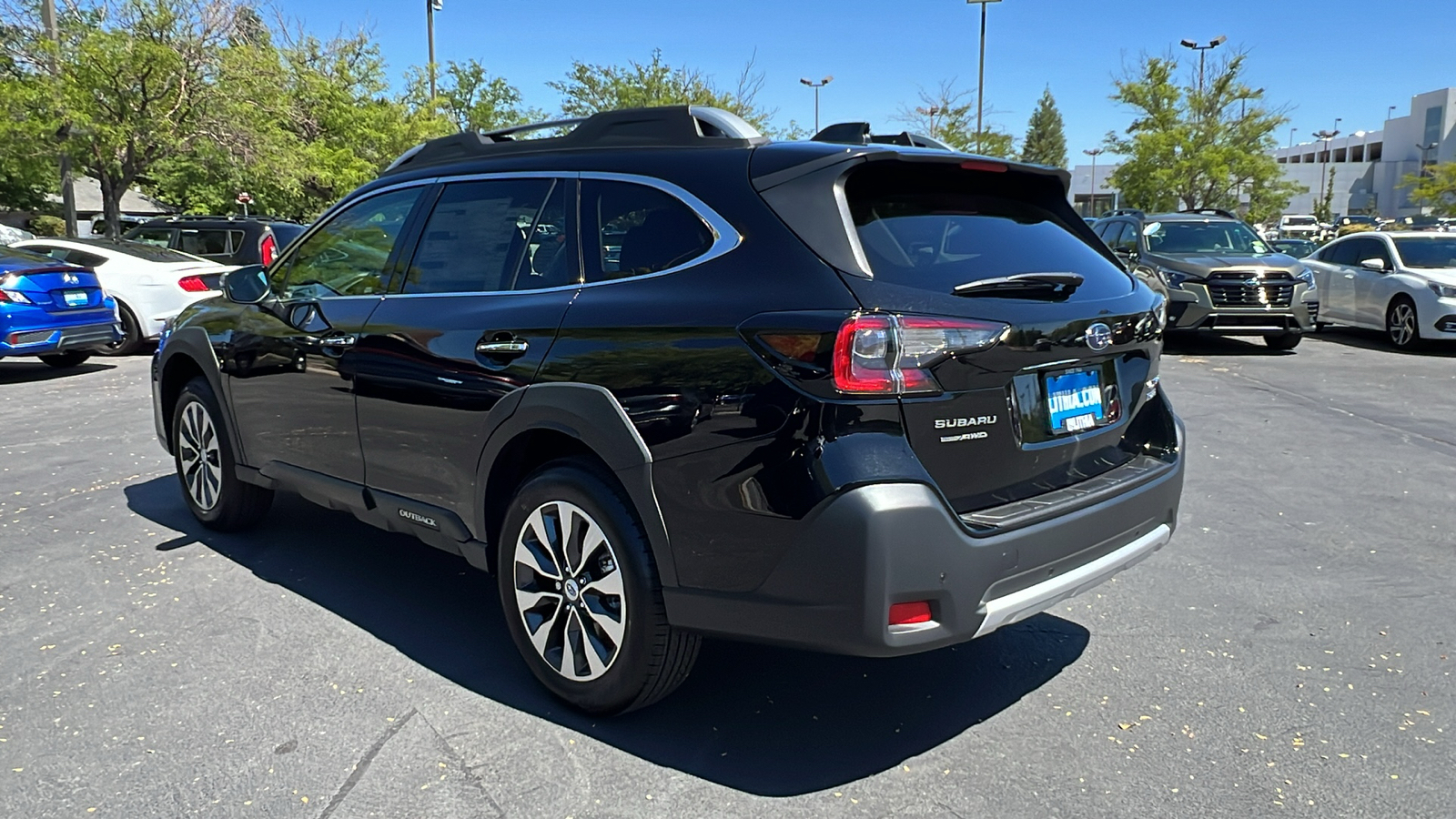 2025 Subaru Outback Touring 4