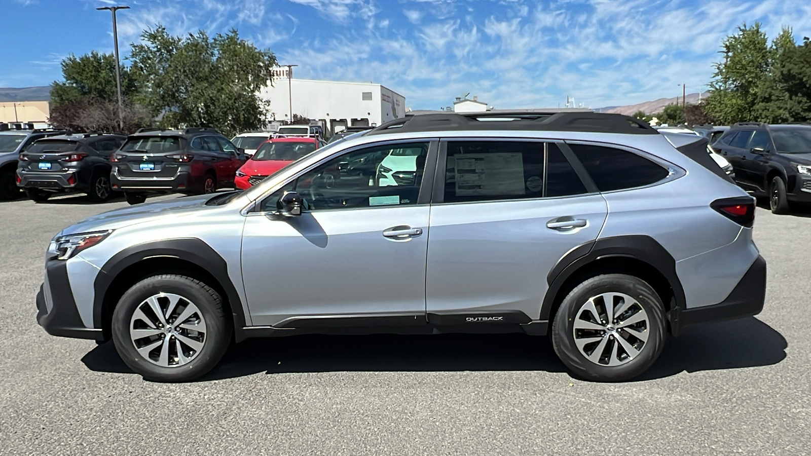 2025 Subaru Outback Premium 3